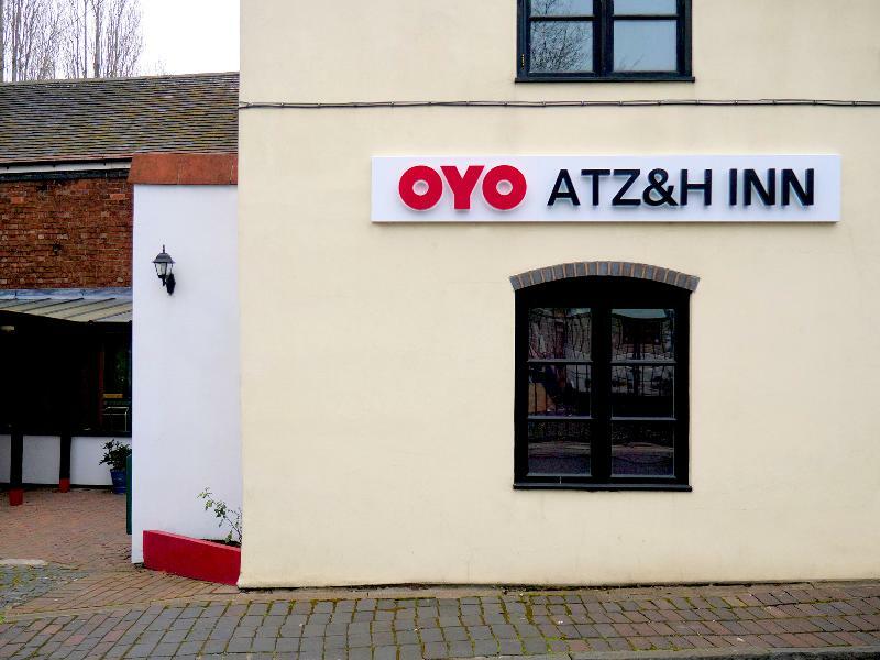 Atz&H Inn Bilston Exterior foto